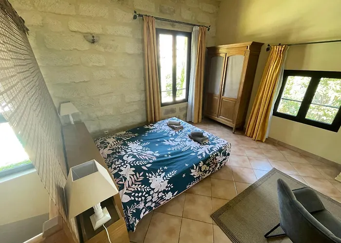Casa de Férias Domaine Du Mas Fontclaire - 28 Pers *