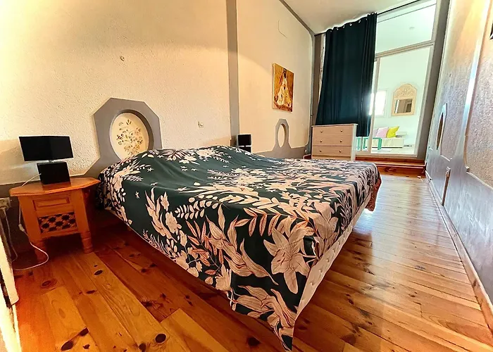 Casa de Férias Domaine Du Mas Fontclaire - 28 Pers *